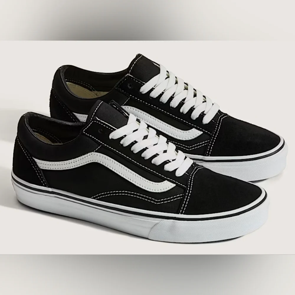 Vans Old Skool Low-Top Black Canvas Sneakers Big Kids Size 7Y Used Exc/ Box